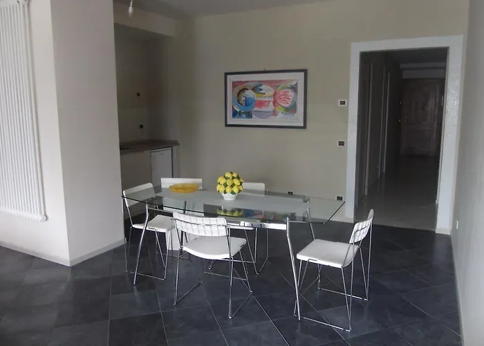 Casa Piazza Orta San Giulio